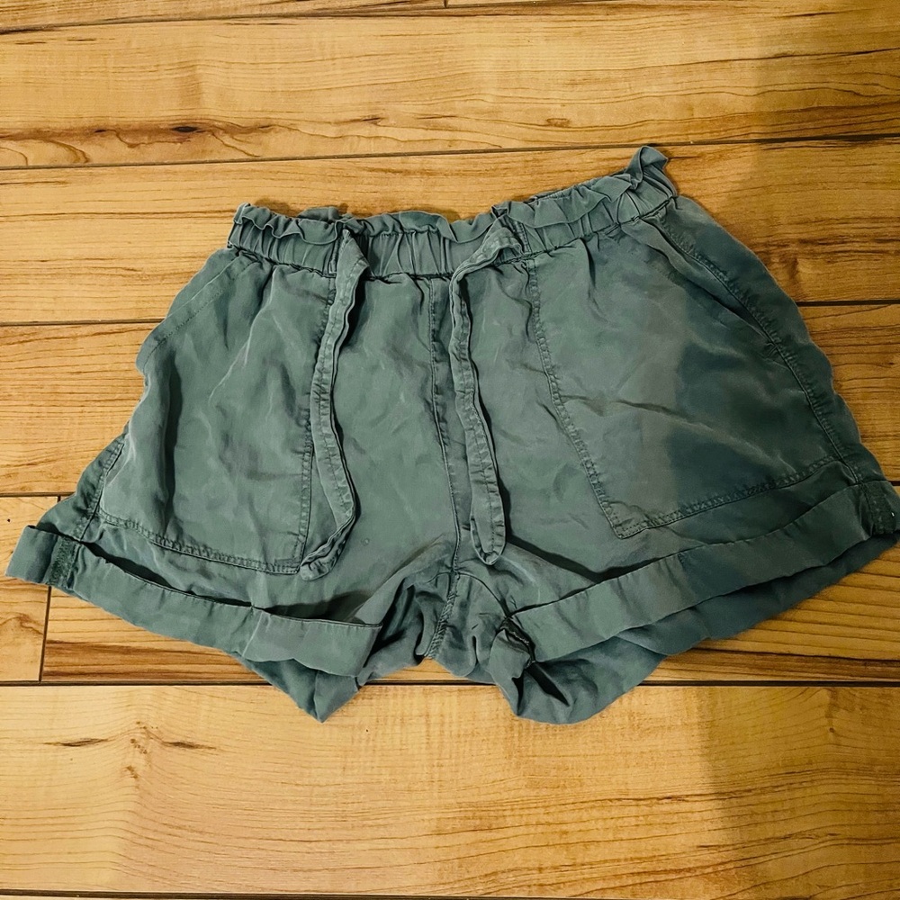 Aerie Olive Green Cargo Shorts